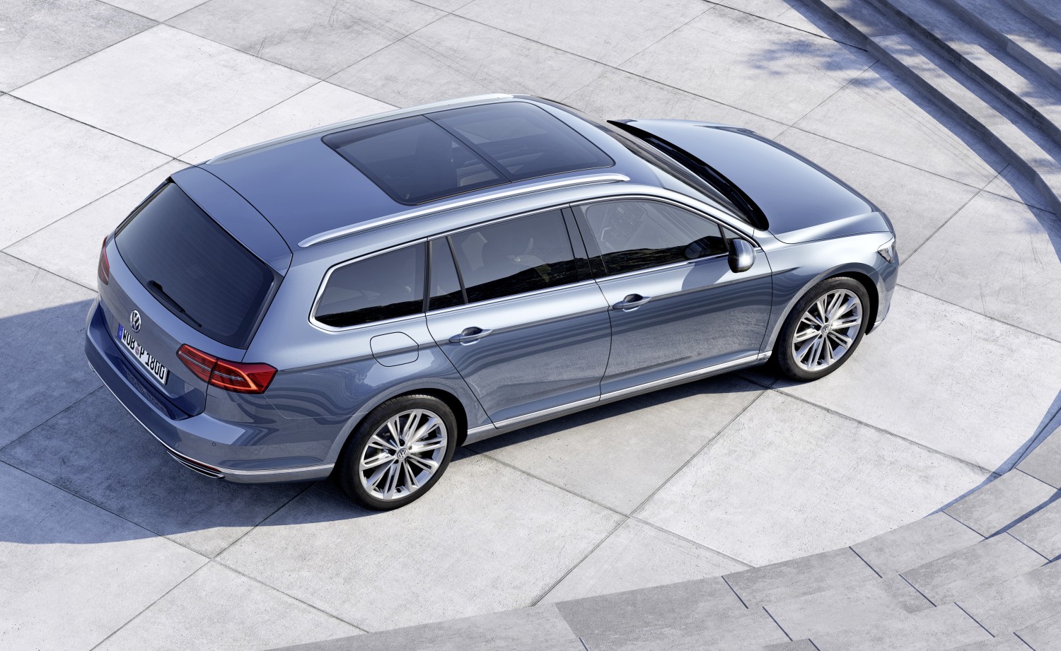 VW Passat Variant blau