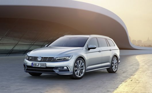 VW Passat Variant silber